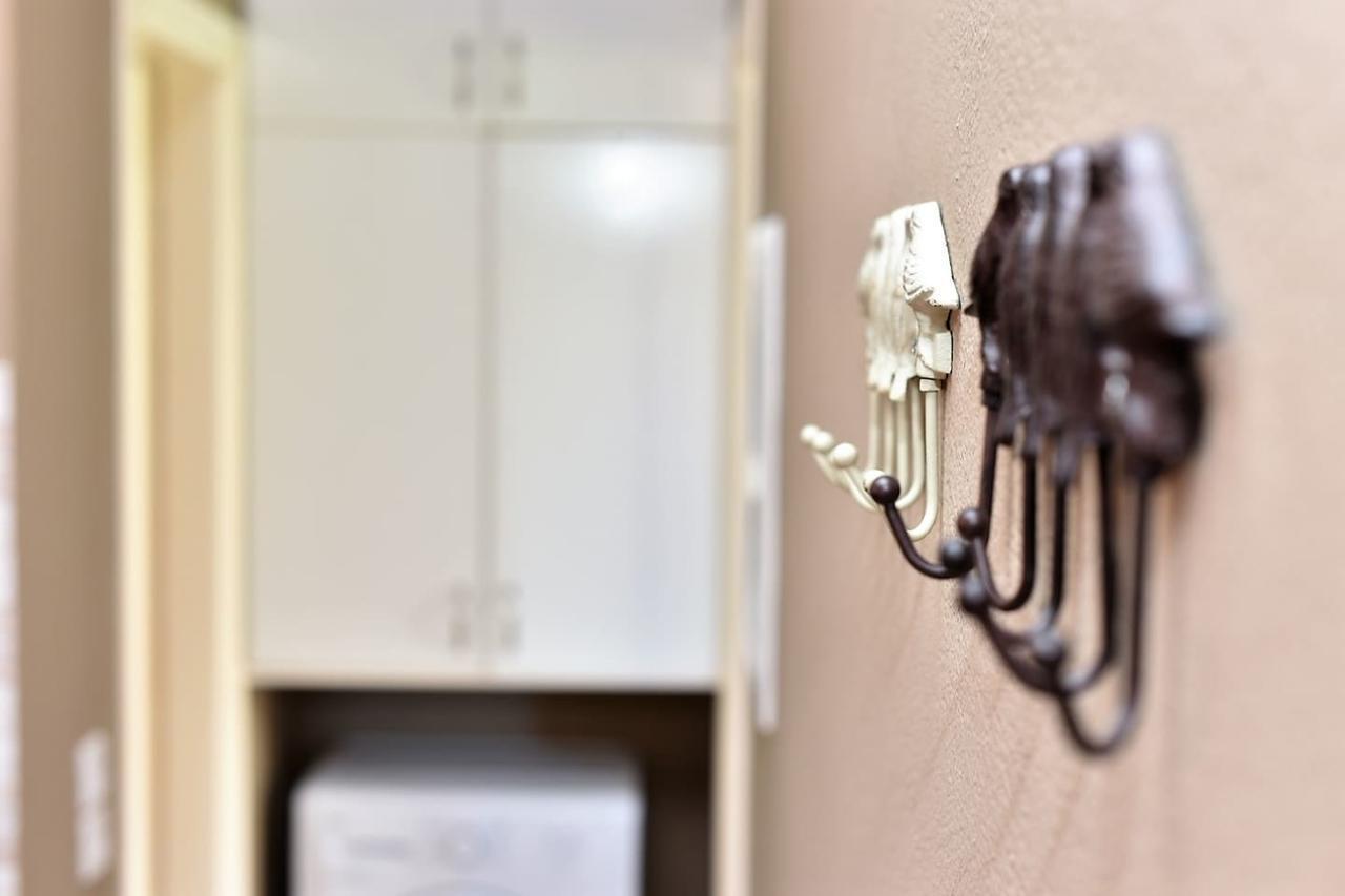 Theoni's Santorini Views 2