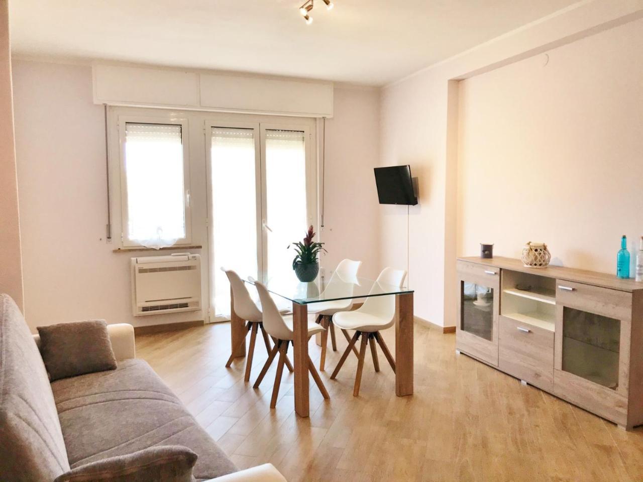 Alghero Charming Apartments, Steps From the Beach 2