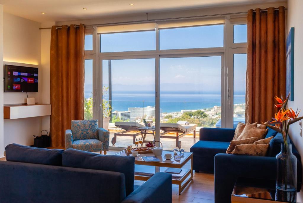 Flyviewflatsgold Privatehottub with Seaview 2