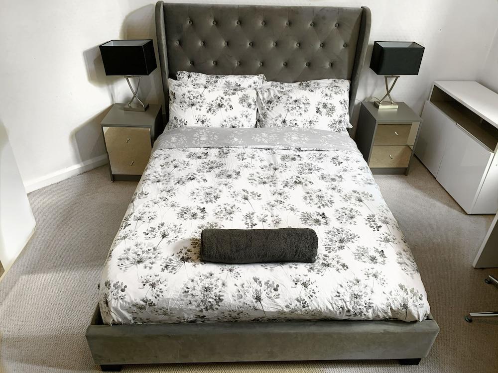 Deluxe London Homes Tower Bridge 2