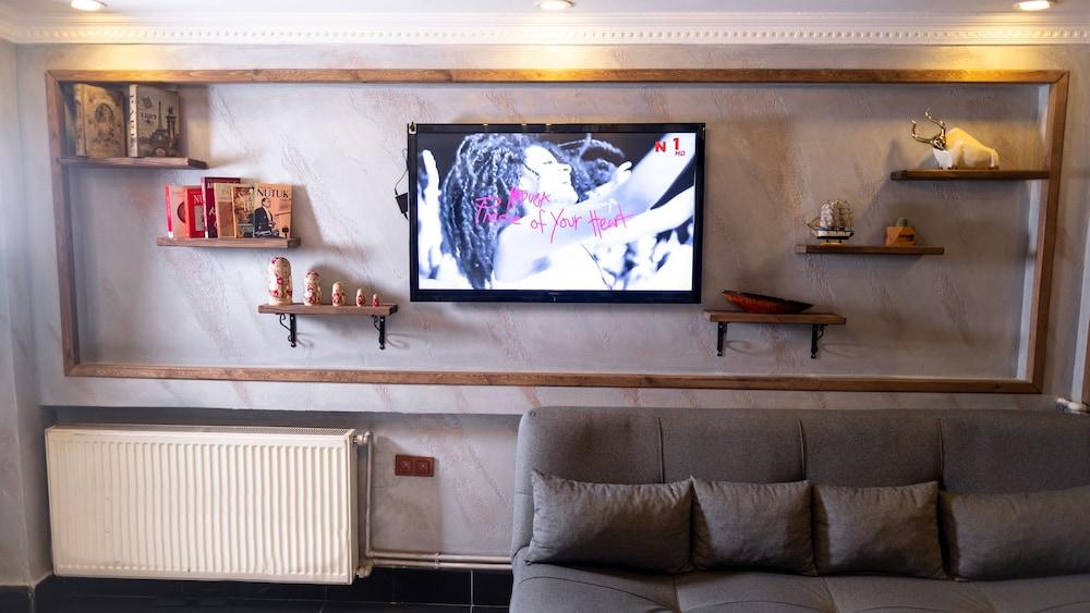 Insta Hotel Karakoy 1