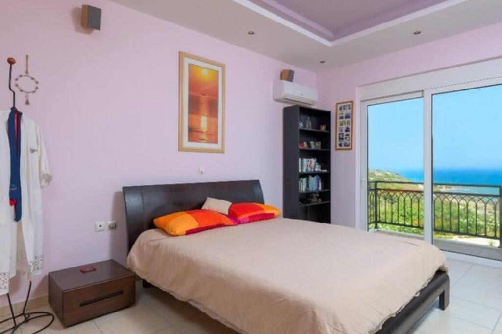 Luxuriose Villa Mit Meerblick 2