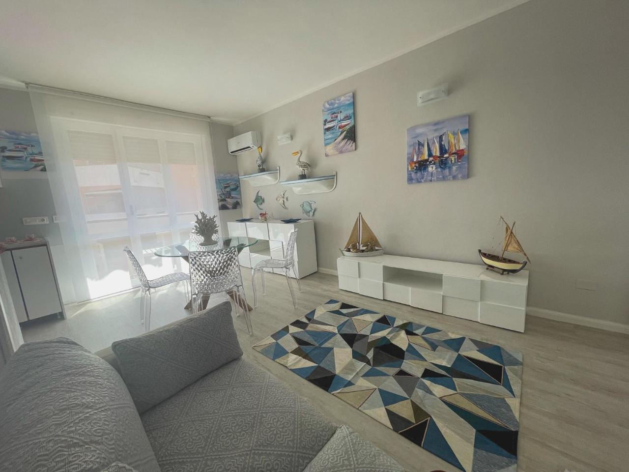 Las Floridas Apartment 1