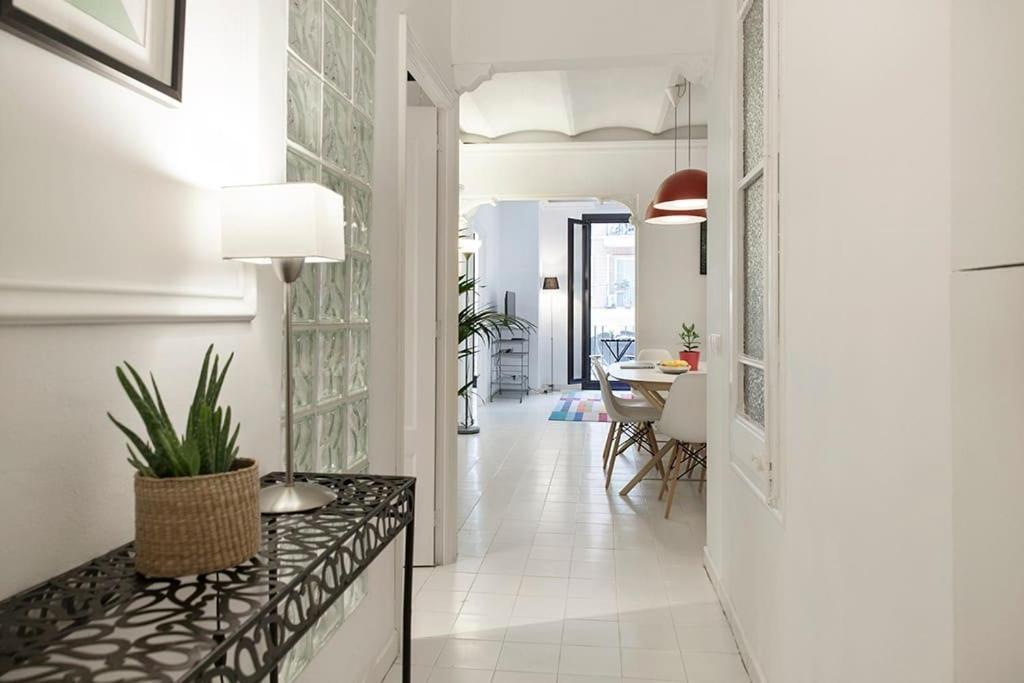 Sagrada Familia Art Apt by Myrentalhost 2