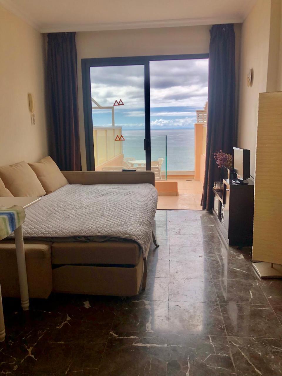 Los Gigantes Fantastic View 1