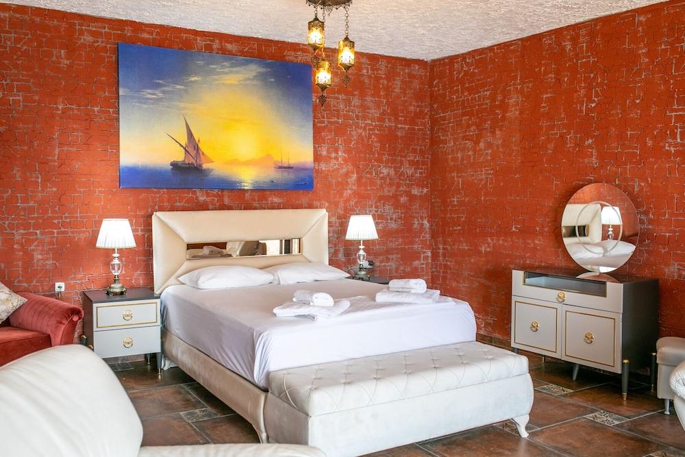 Selimiye Lime Garden 1