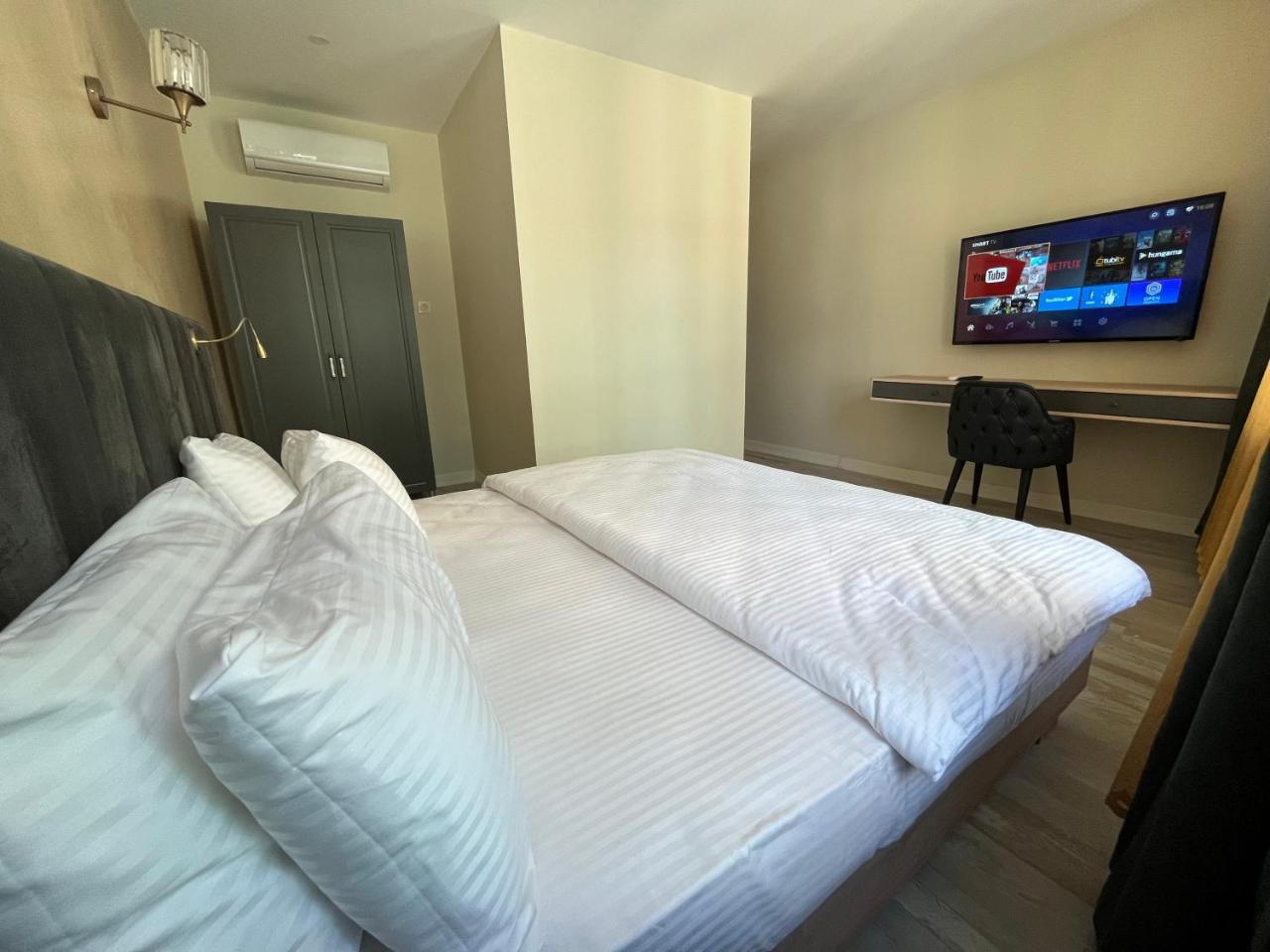 Genoa Port Hotel (Adults only) 1