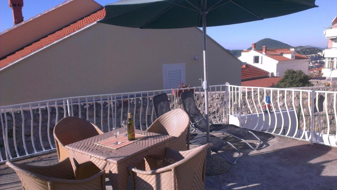 Studio Andrea (Adults Only) 1