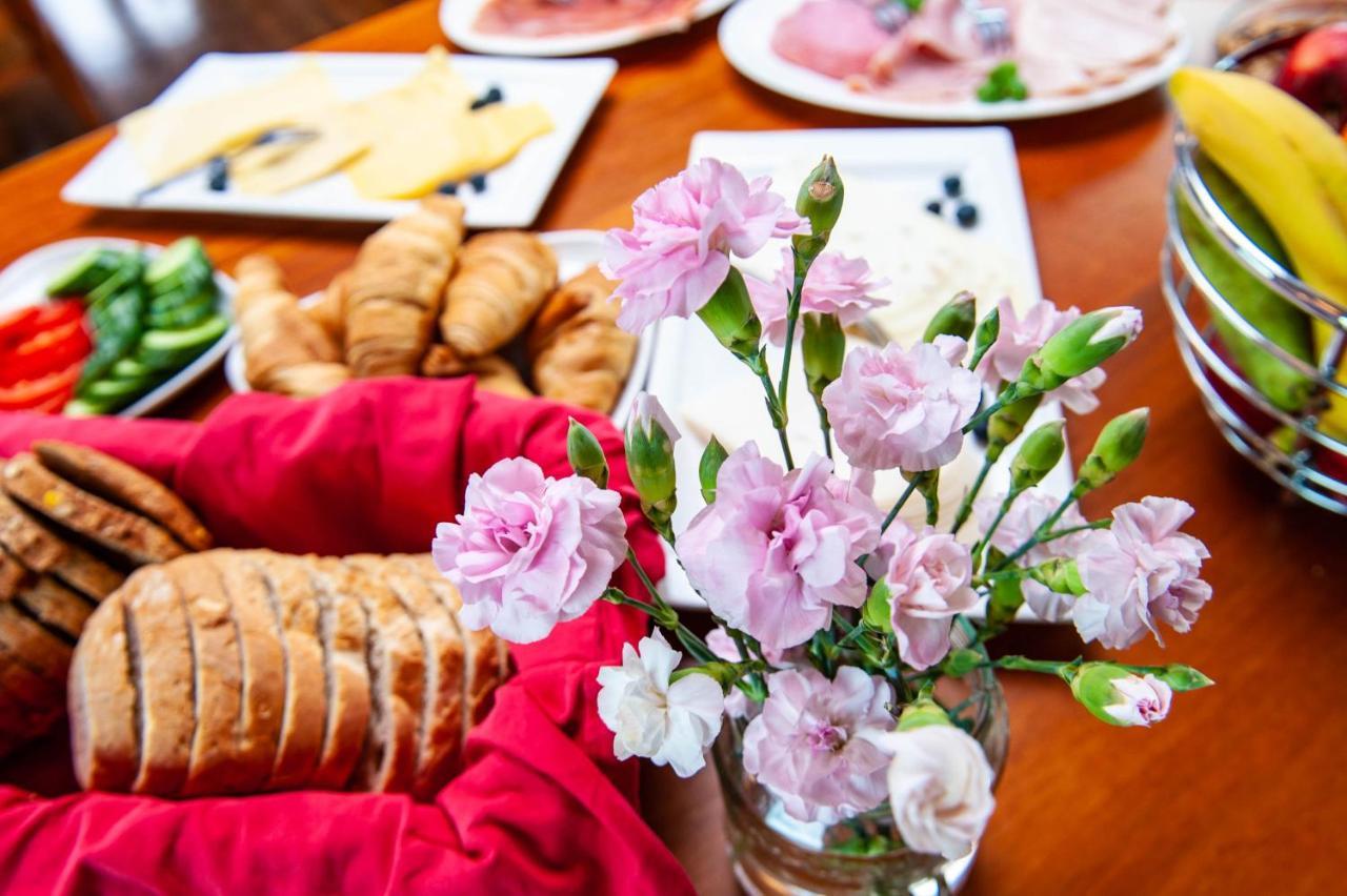 Amsterdam Hotelboat (Adults Only) 2