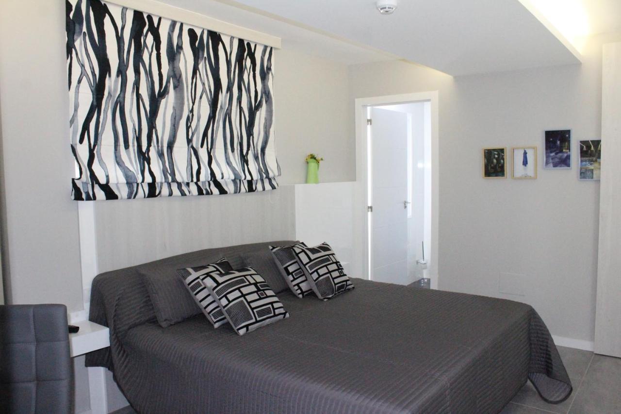 22 Avenida de Los Pueblos 2