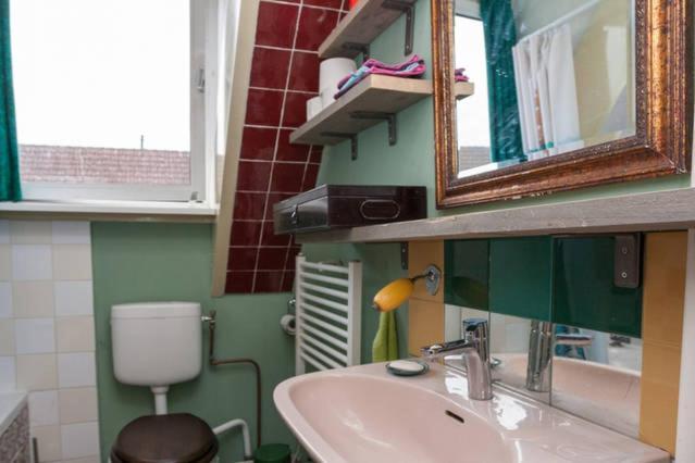 Cosy Apartment Near City Centre 1