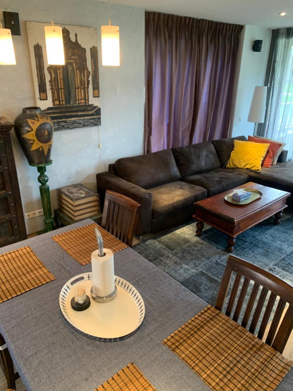 Lounge Park Apartment 2