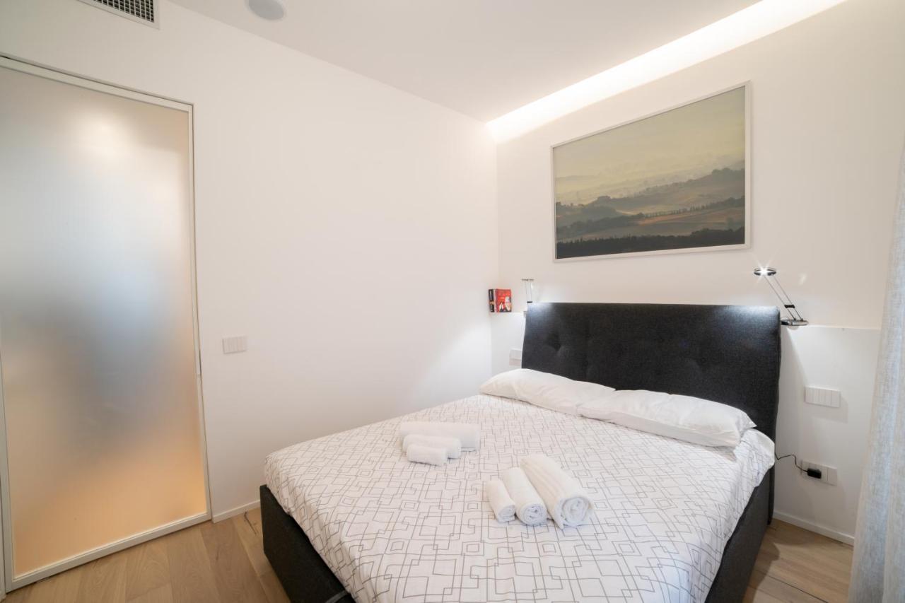Navigli-Centro-Universita, Amazing New Apartment