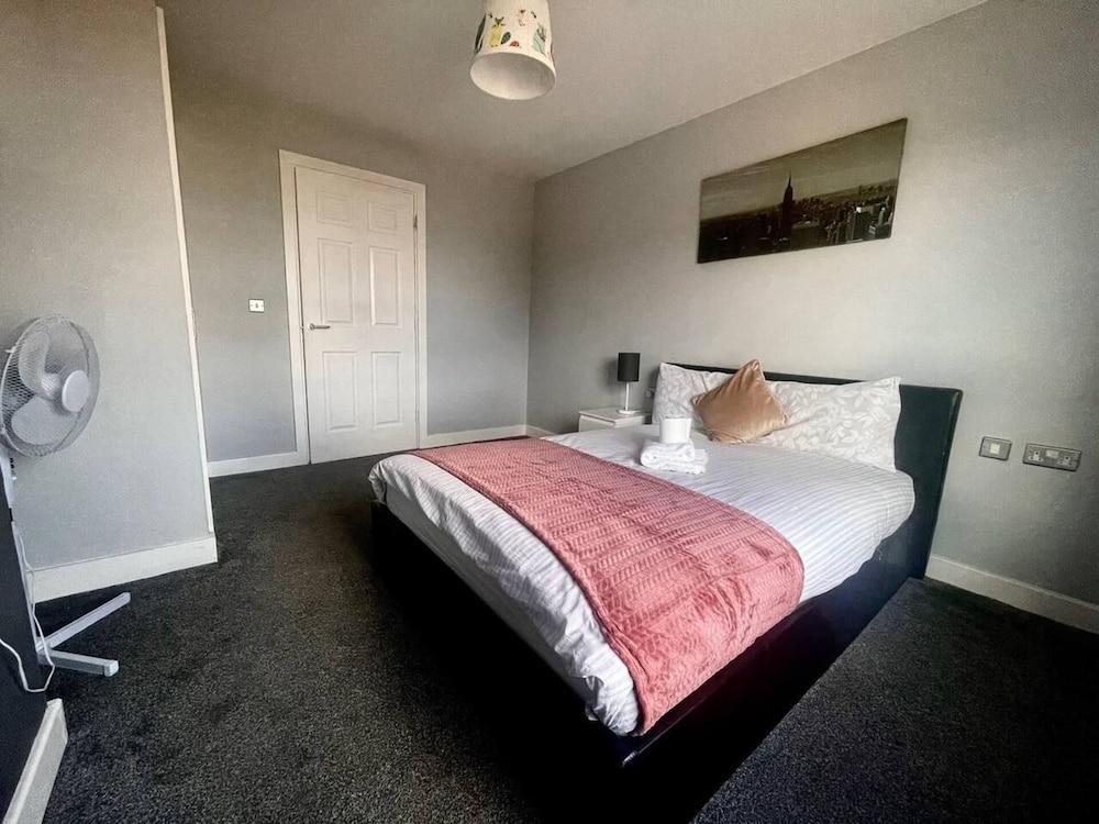 Remo Apartment Near Canary Wharf & 02