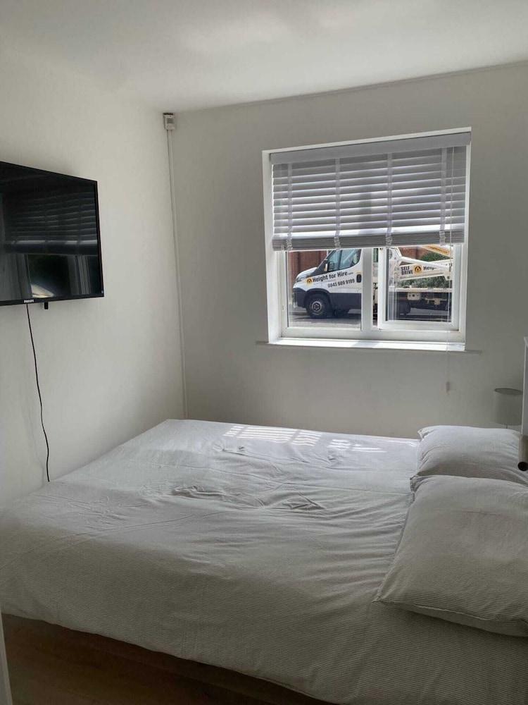 Spacious And Cosy 2 Bedroom Flat in Bermondsey