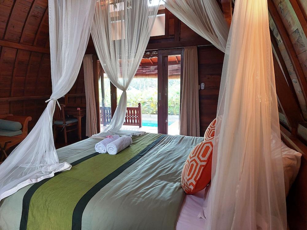 Shivananda Antique Villas by Eps 2