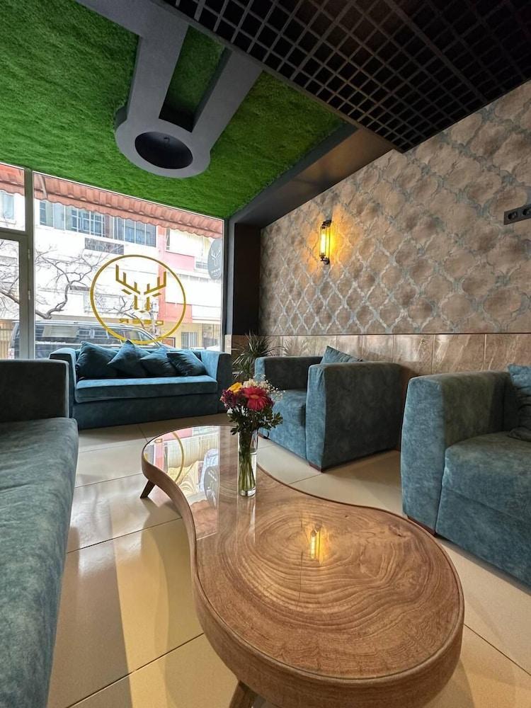 Deer Hotel & Hostel 1