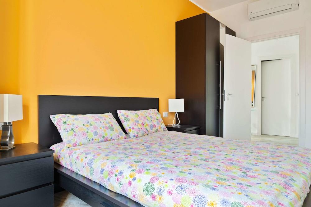 Flatty Apartments - Alserio 1