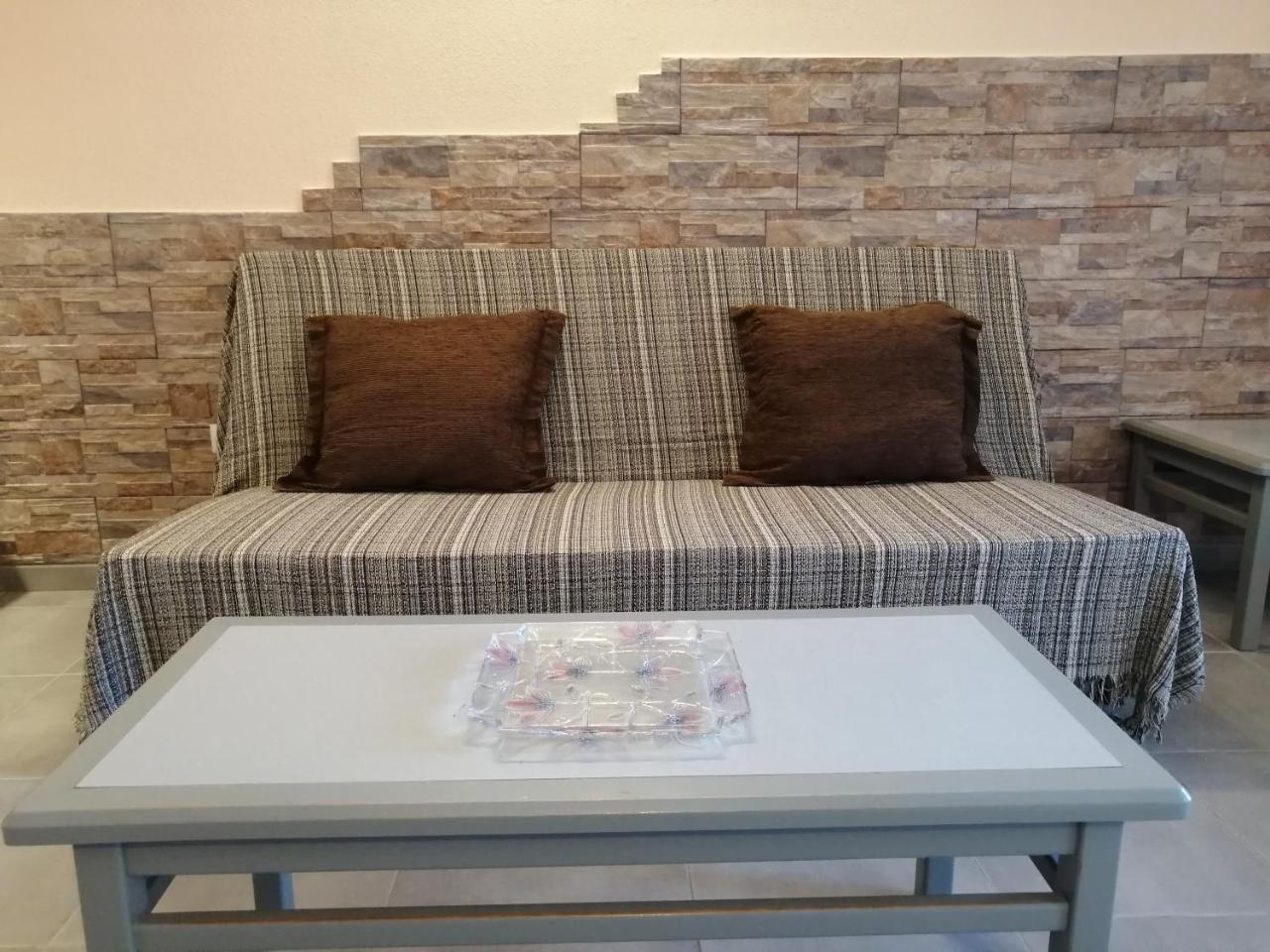 Oceanside Apartment in El Medano 2