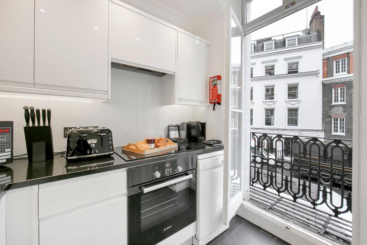 10 Curzon Street by Mansley Apartements 2