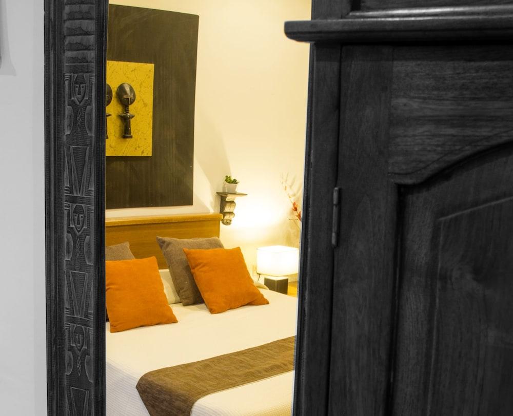 Three Cities Apartments (Adults only) 2