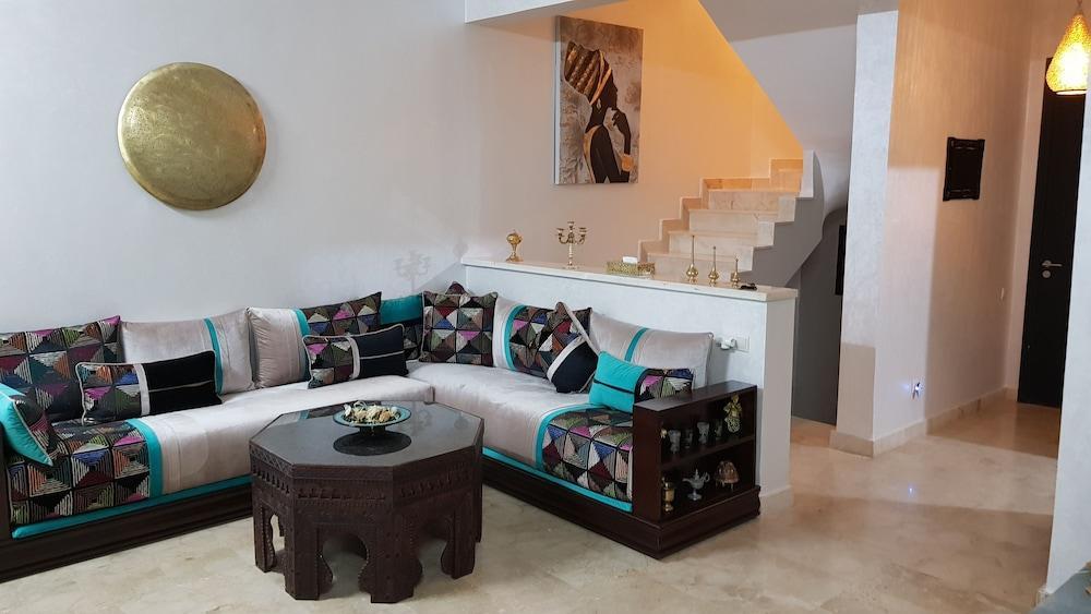 Amine's Pavilion Golf And Waky 1