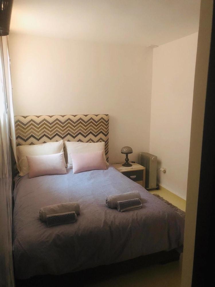 Amine's Pavilion Golf And Waky 2