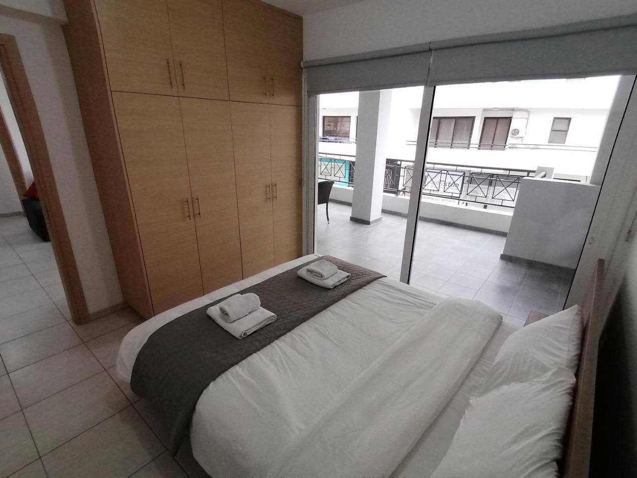 Must Stay - City Center 2