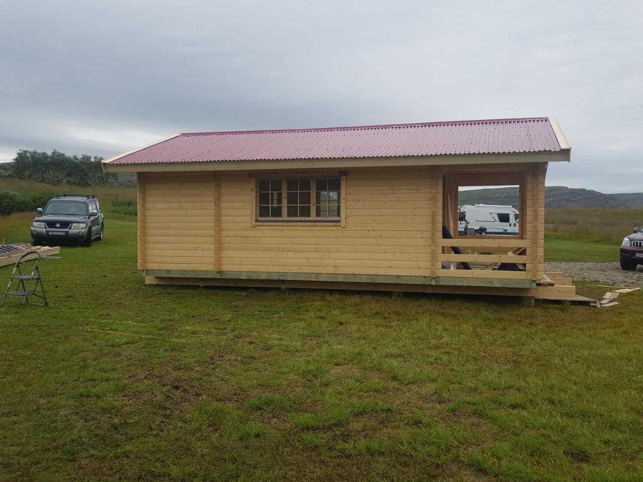 Hvammur 4 with Private Hot Tub (Fagurgali) 2