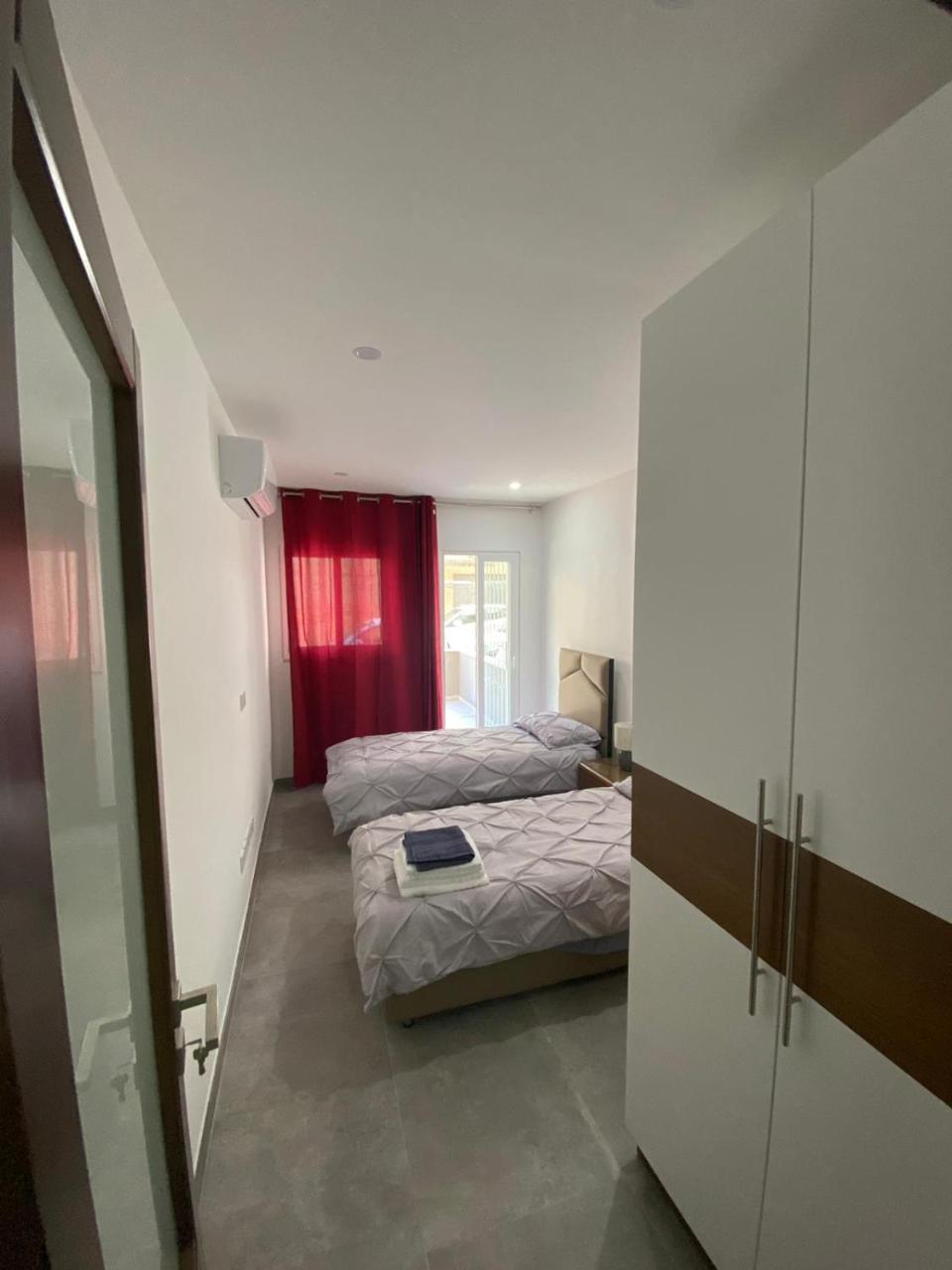 Gzira Two-Bedroom Apartment 1