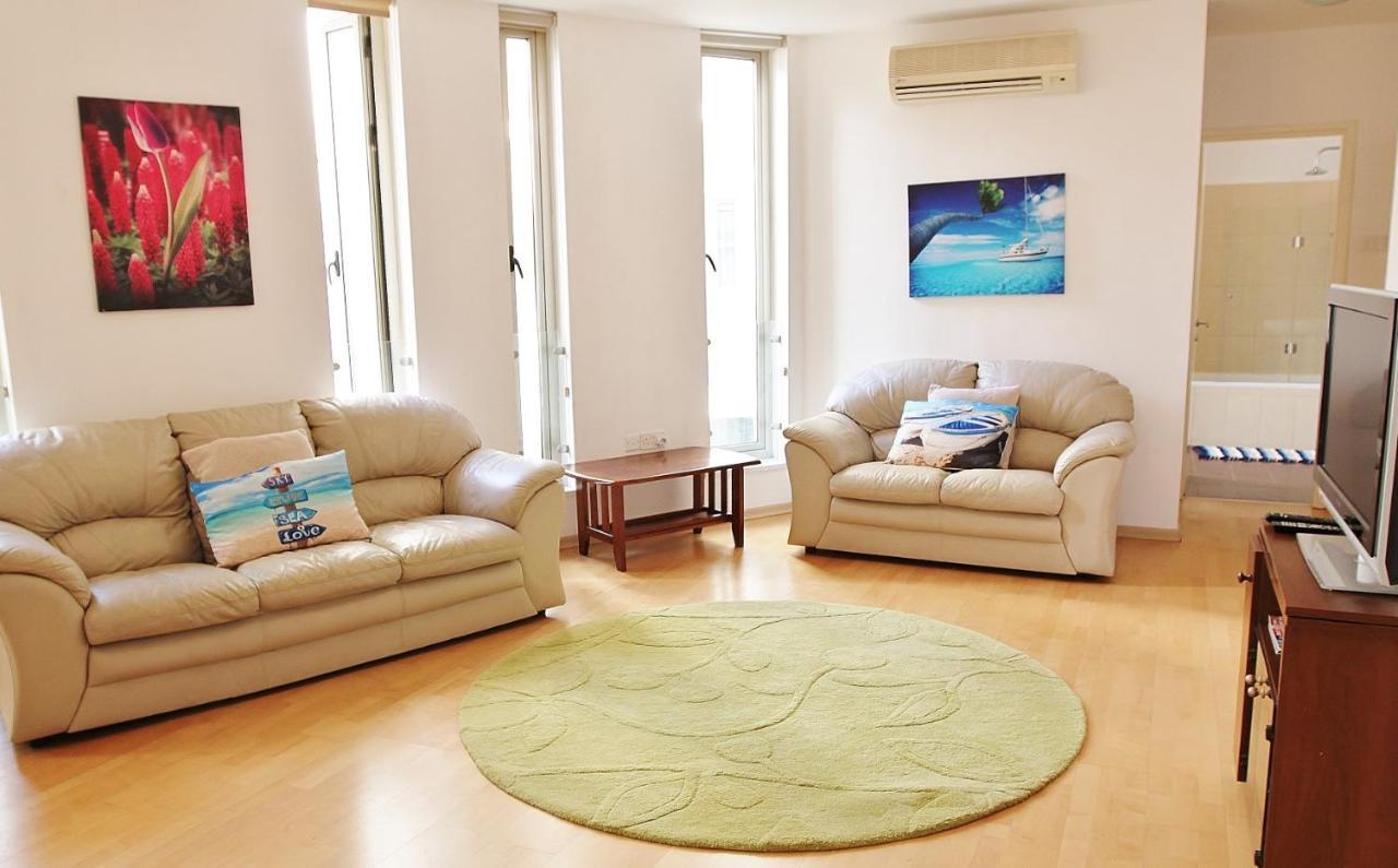 City Flats Complex Apartment 2