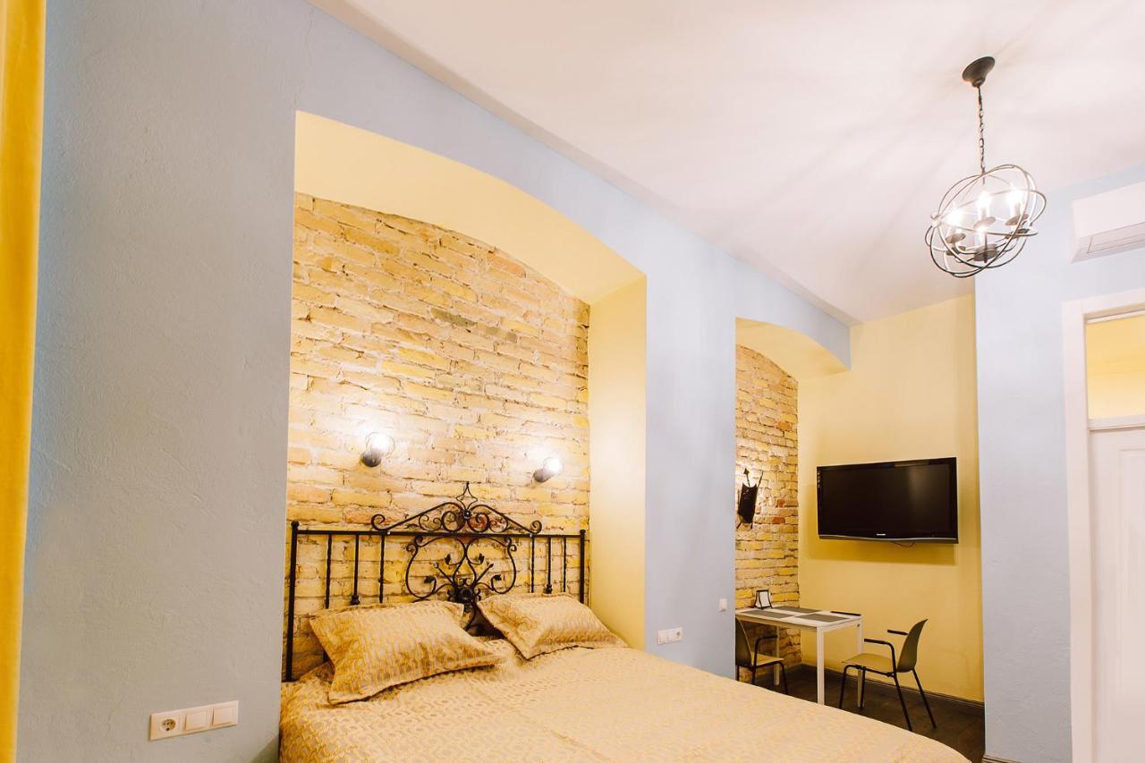 Boksto Old Town Savich II 2