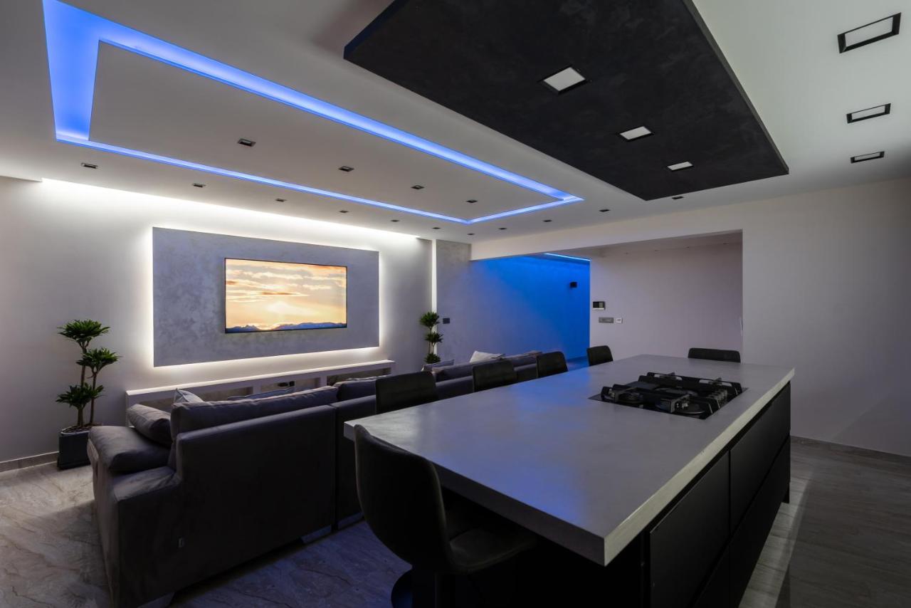 Luxury 2 Bed Apartment in the Heart of St Julians 2