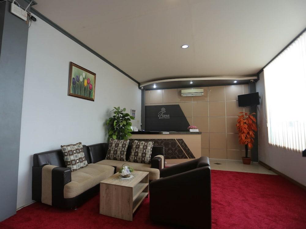 Tiara Guest House by Oyo Rooms 2