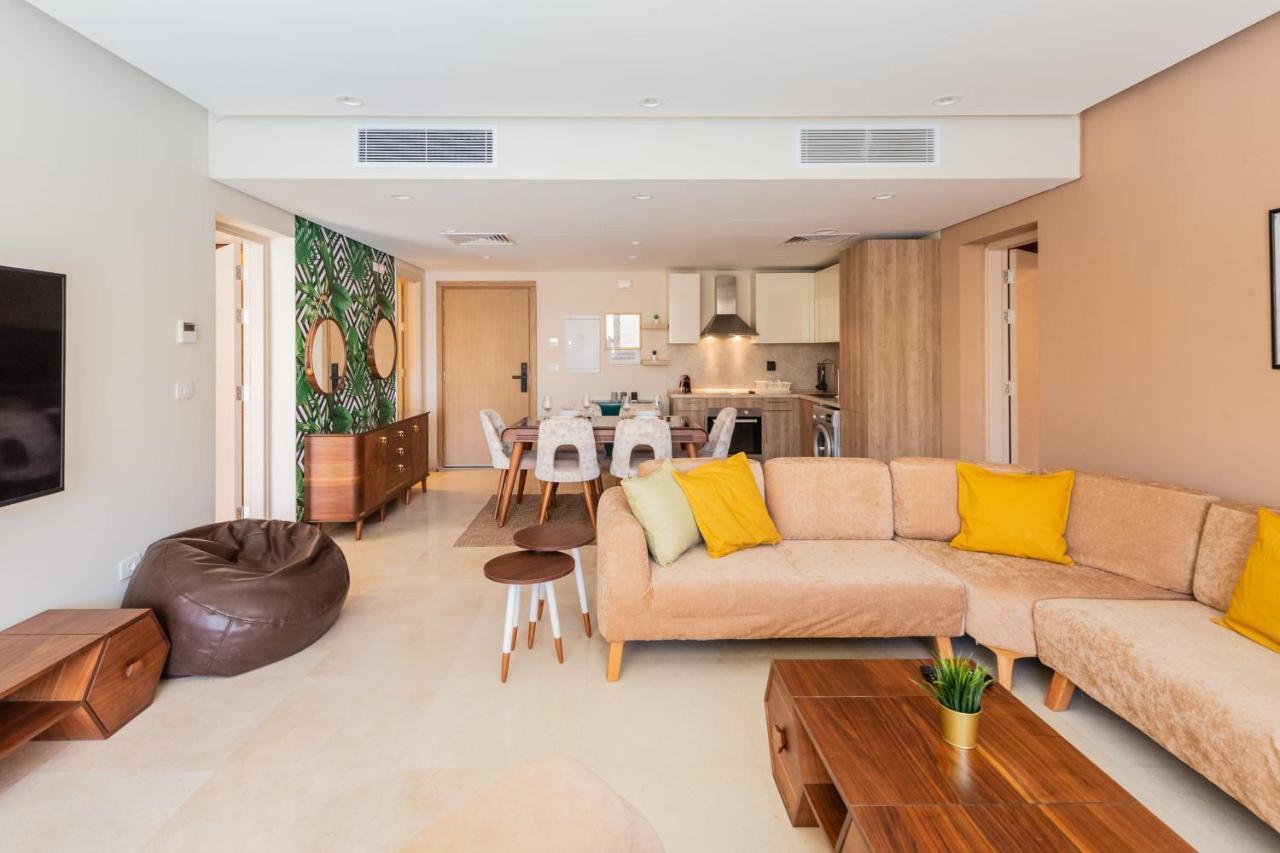 Balanced & Bright 2 Bdr Mangroovy Free Pool & Beach Access 2