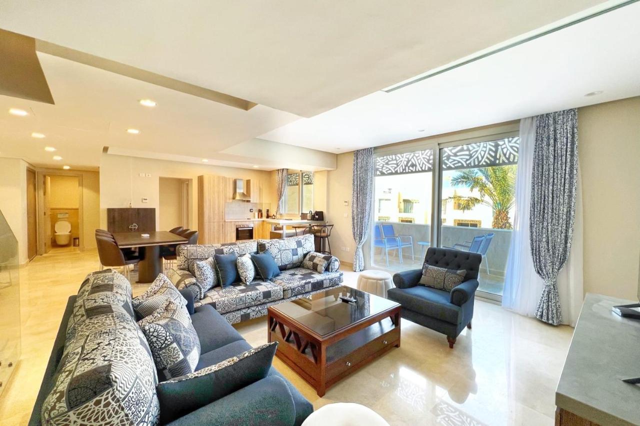 Homestyle 3br Penthouse Pool & Beach View 1