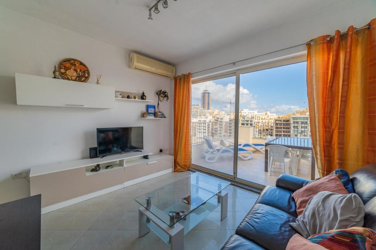 Amazing Views of Spinola Bay in Heart of Stjulians-Hosted by Sweetstay 1
