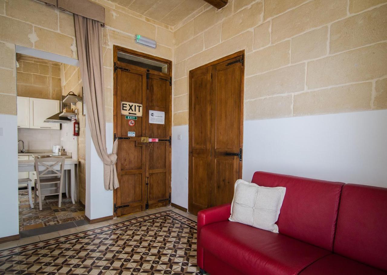 Concetta Studio Apartments by Holihomes 2