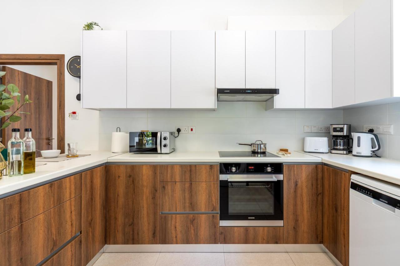 Spacious 3-Bedroom House in Larnaca 2