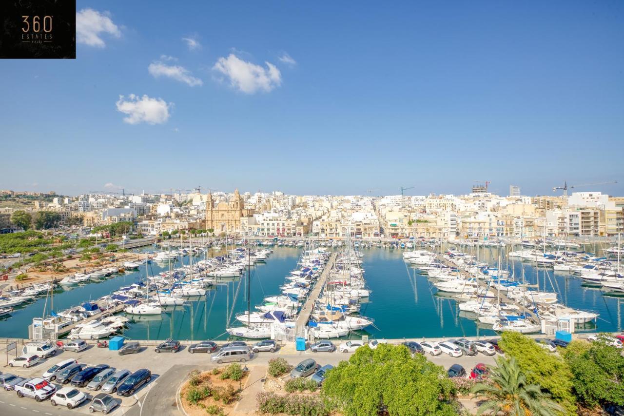 Seafront, Designer Apt with Private Terrace & Wifi by 360 Estates 2