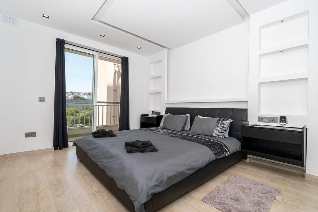 Modern 2 Bedroomed Apartment in Gzira (New) 1