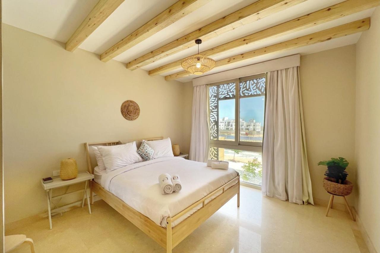 Radiant & Ravishing 2 Bdr Mangroovy Free Beach & Pool Access 1