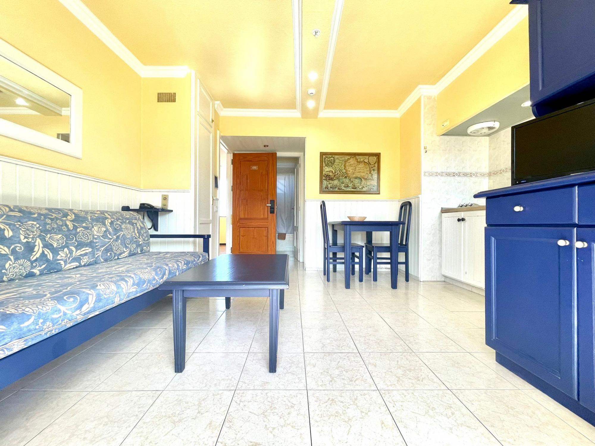 Apartamento a 150 M de Playa Jardin, Con Piscina 1