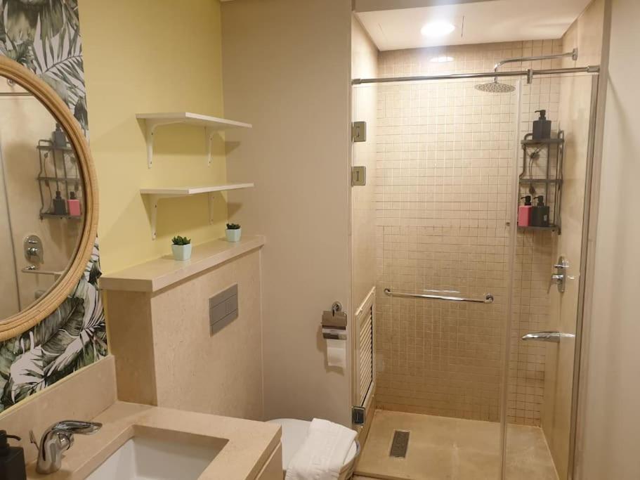 Mangroovy - 1br Gf +2 Wall Beds Garden & Pool View 1