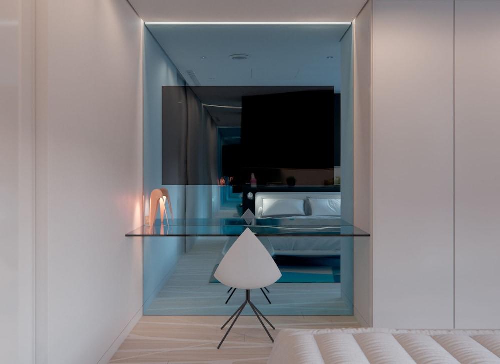 Designer Apartment in Mayfair 1