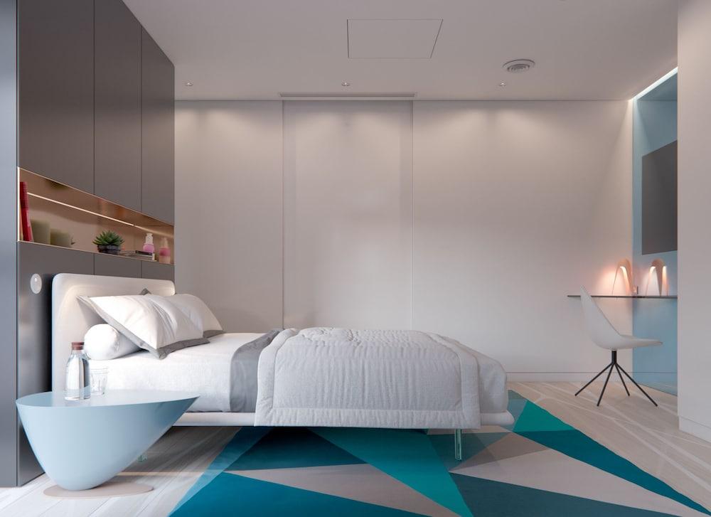 Designer Apartment in Mayfair 2