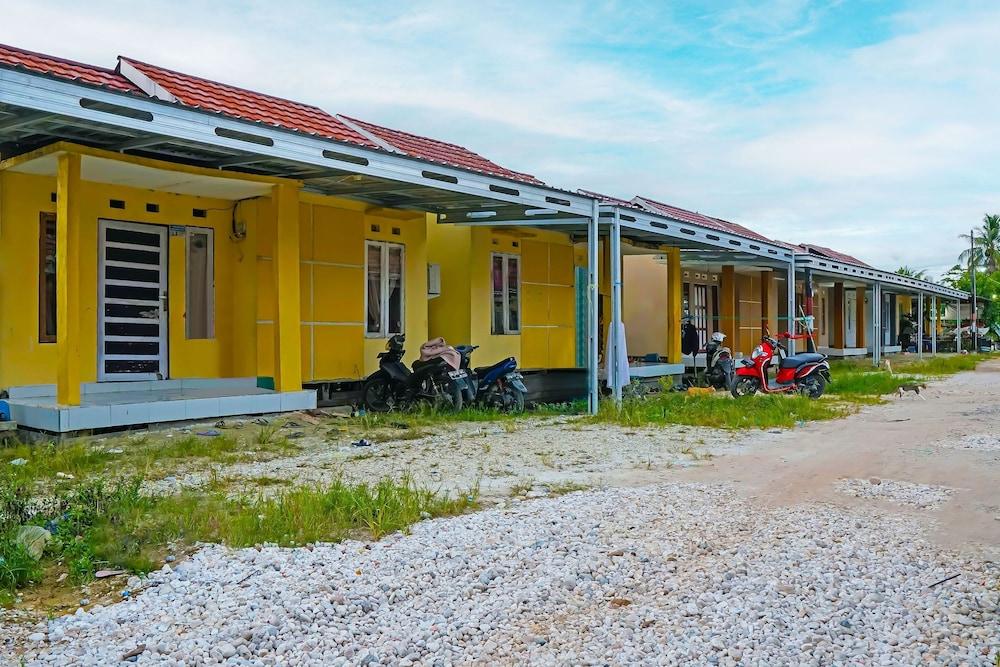 Spot on 92390 Wilma Kost Syariah