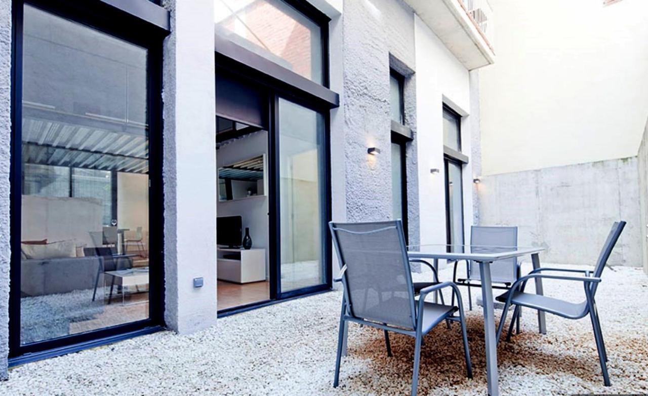 Chic And Modern Apartments in Gracia