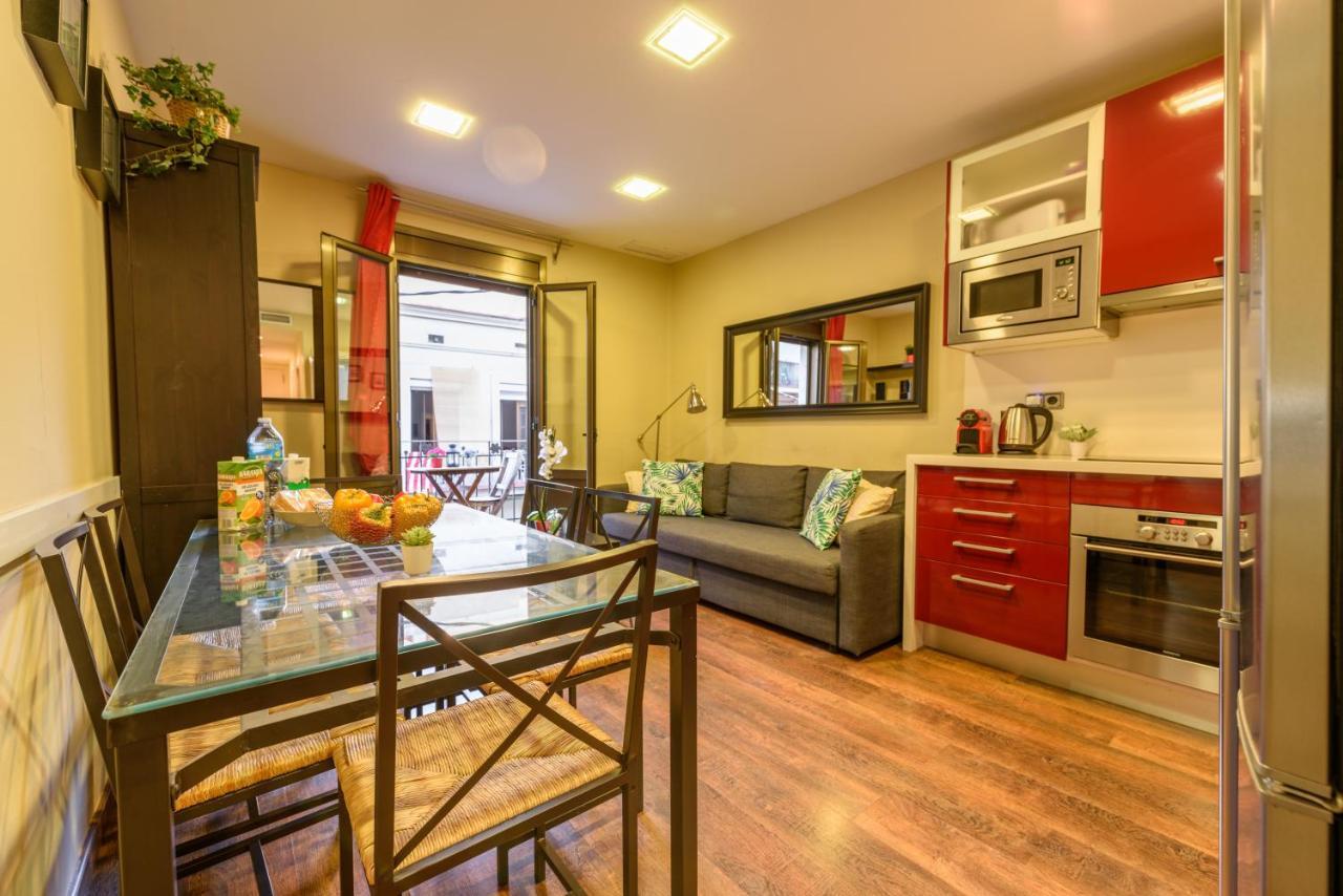 Ramblasrentals Cozy Renovated 2br with Balcony Lift 20m Rambla - Parking - Wifi 2