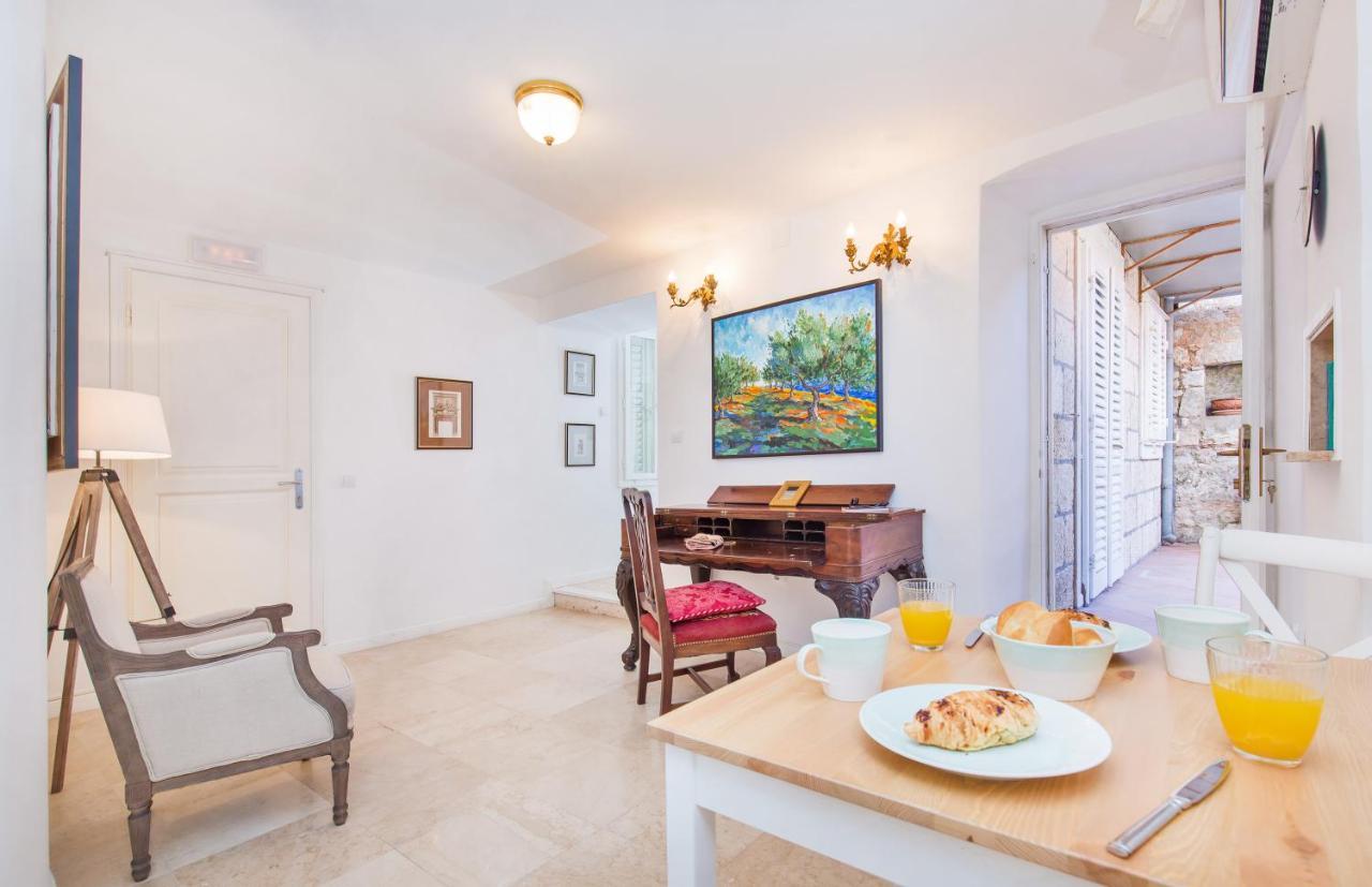 The Steps Old Town 2